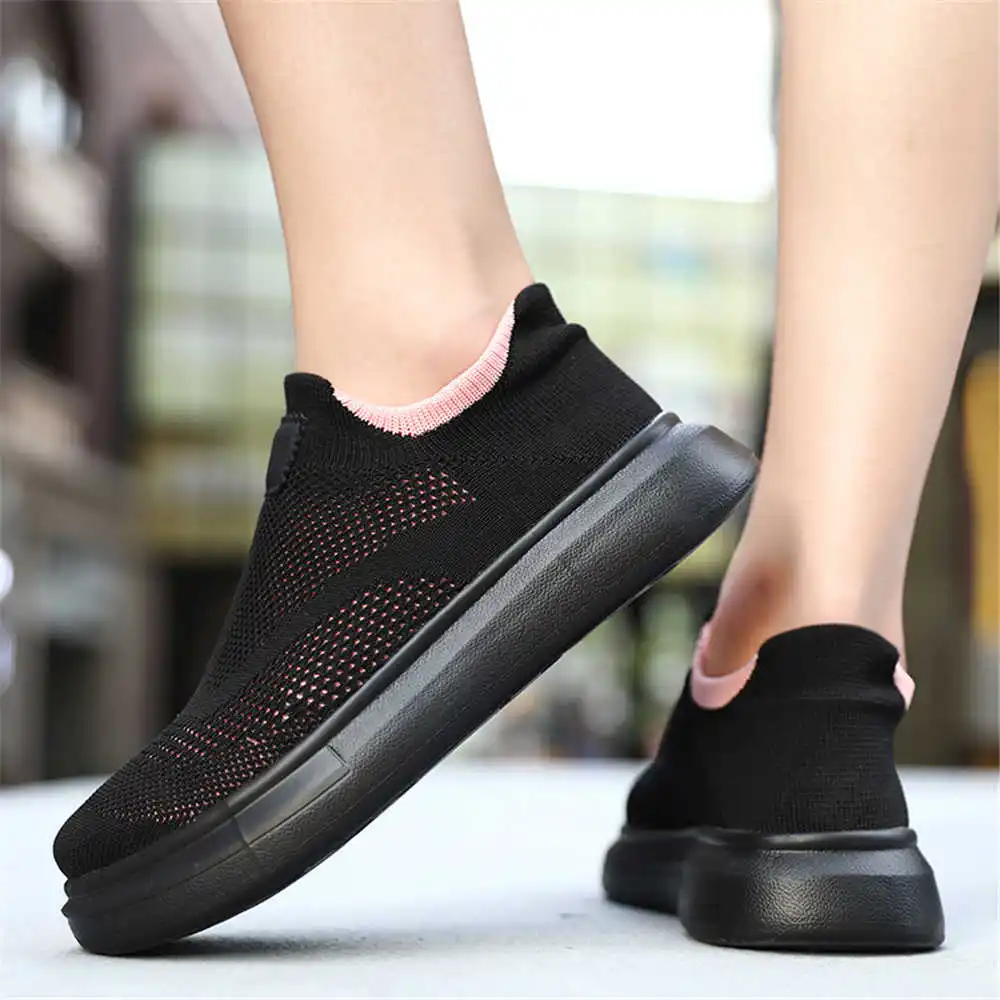 Tech Office Outfits Men - Calze con plateau scarpe marroni per